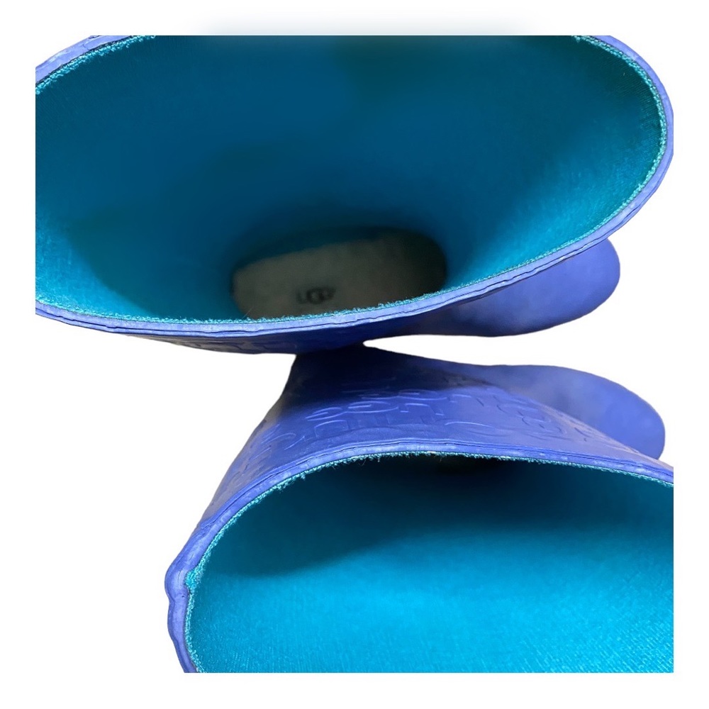 Classic Authentic Ugg Rain Boots - image 5